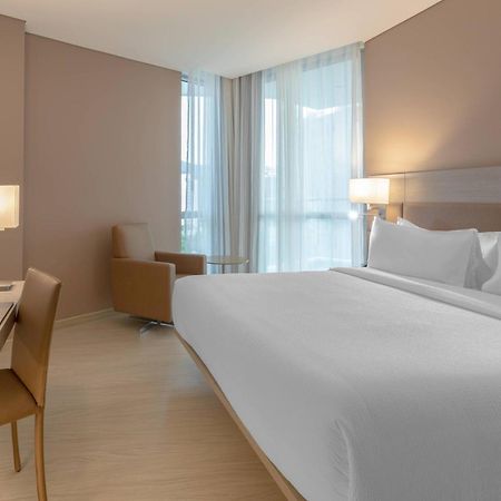 Ac Hotel By Marriott Santa Marta Eksteriør bilde
