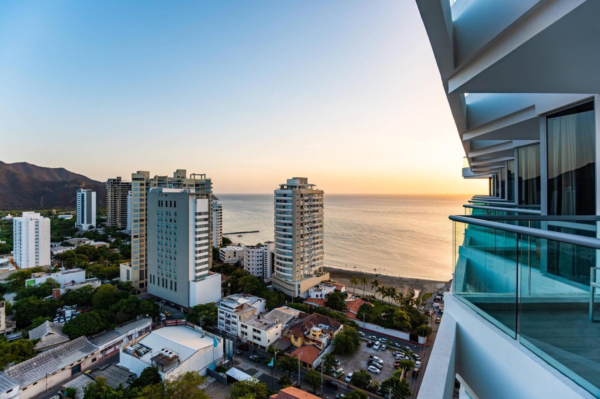 Ac Hotel By Marriott Santa Marta Eksteriør bilde